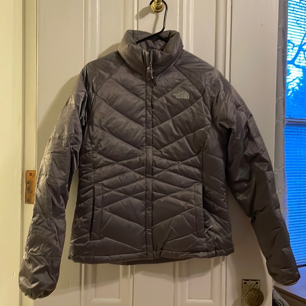 GUC The North Face Women’s Puffer Silver Winter Coat Jacket Zip Up